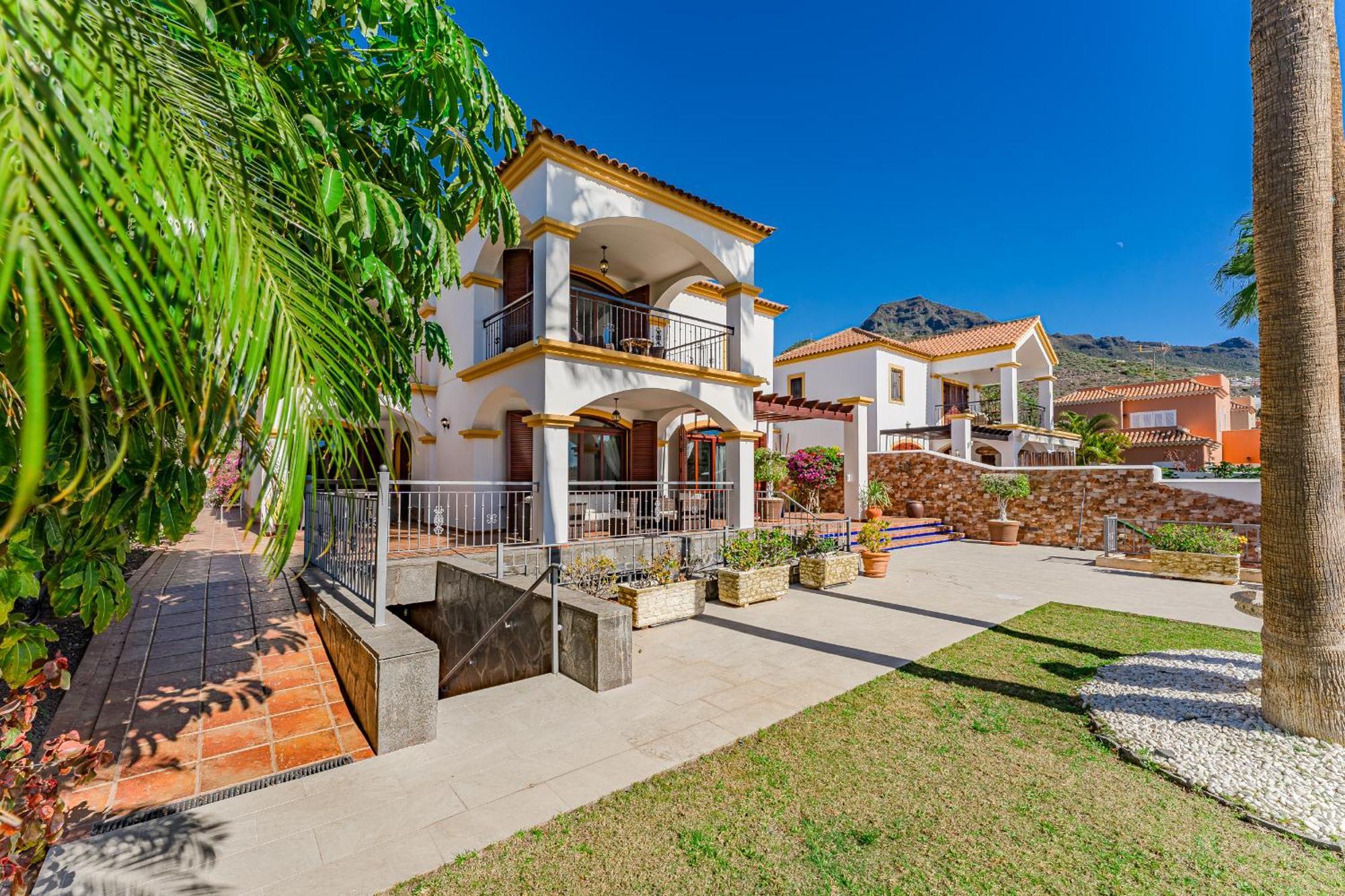Juliet Villa